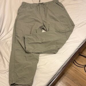 Men's Casual Forest Green Parachute Pants